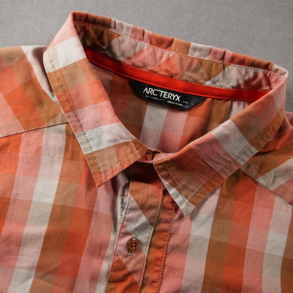 Arc'teryx Plaid Short Sleeve Button Down Men Shirt L Orange Hiking Performance